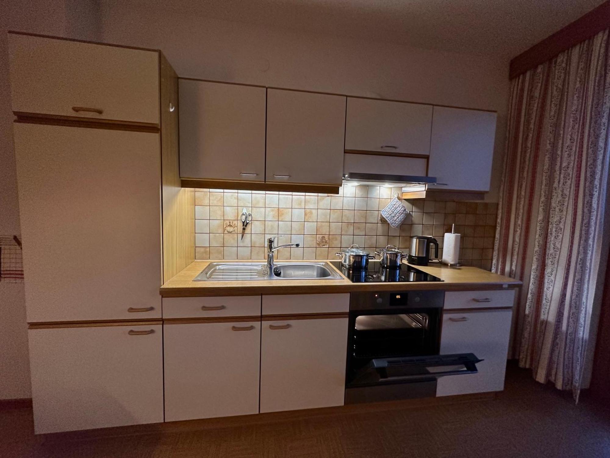 Haus Saxer Appartement Mieders Buitenkant foto